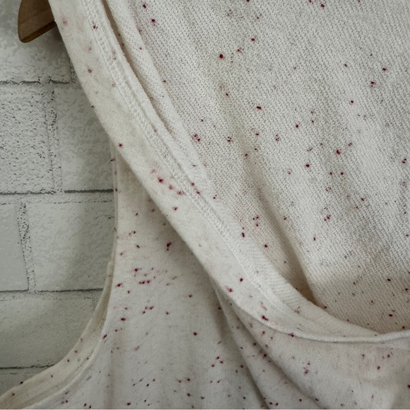 LIVI ACTIVE Lane Bryant Sleeveless V-Neck French Terry Hooded Tank - Picture 8 of 9